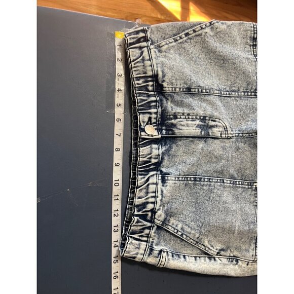 Wild Fable Womens  Acid Wash Denim Shorts Medium  Elastic Waist Summer Stretch - Picture 5 of 8